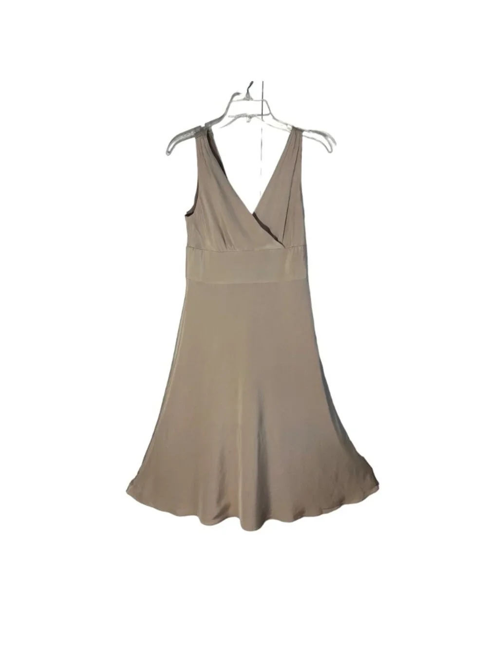 J.Crew Silk Dress Size 6 Beige V-Neck Sleeveless A-Line Fully Lined Side Zipper - Picture 2 of 9
